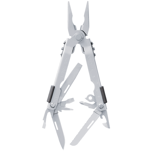 Multi-Plier 600 - Needlenose  Stainless w/ Carbide Insert Cutters, Sheath
