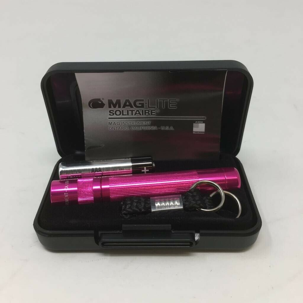 Solitaire AAA-Cell Incandescent Flashlight