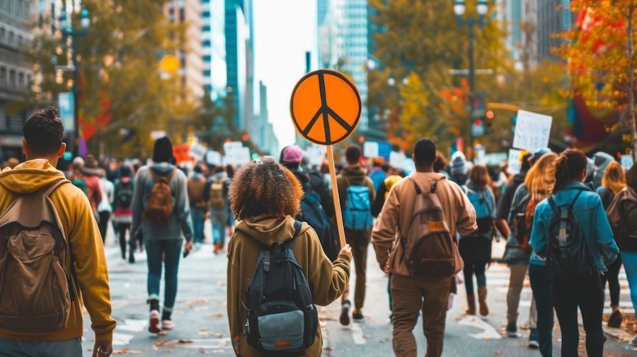 Tactical Gear for De-Escalation: Tools for Police in Non-Violent Scenarios